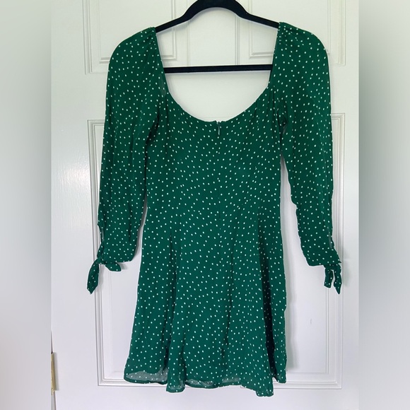 REFORMATION BEATRICE DRESS IN GREEN POLKA DOT - Picture 2 of 4